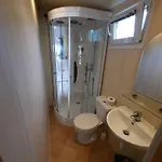 Letniskowe 777 山林小屋