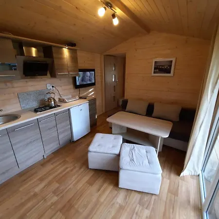 Chata Letniskowe 777 *