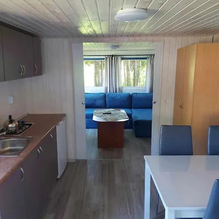 Letniskowe 777 * Карвиа