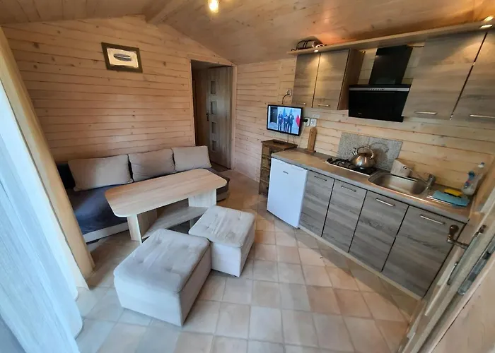 Letniskowe 777 Chata *