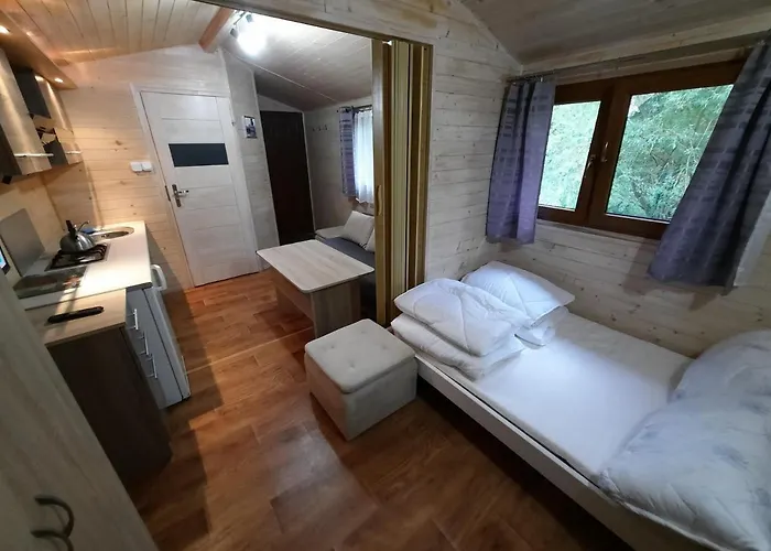 بيت خشبي Letniskowe 777