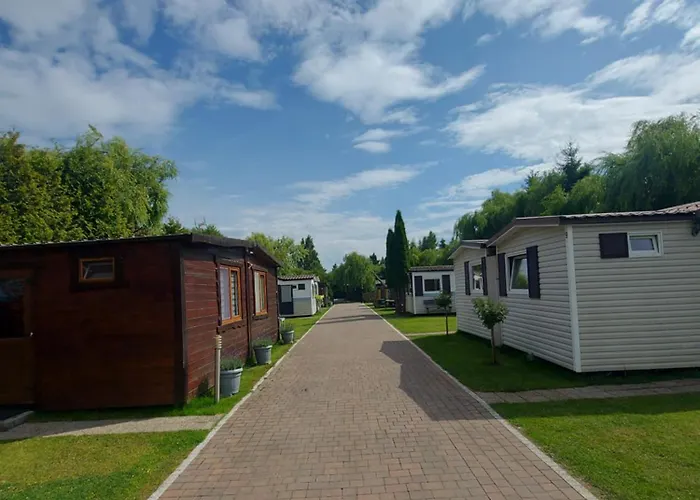 بيت خشبي Letniskowe 777