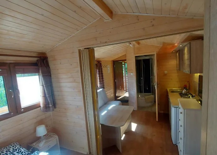 Letniskowe 777 كارفيا